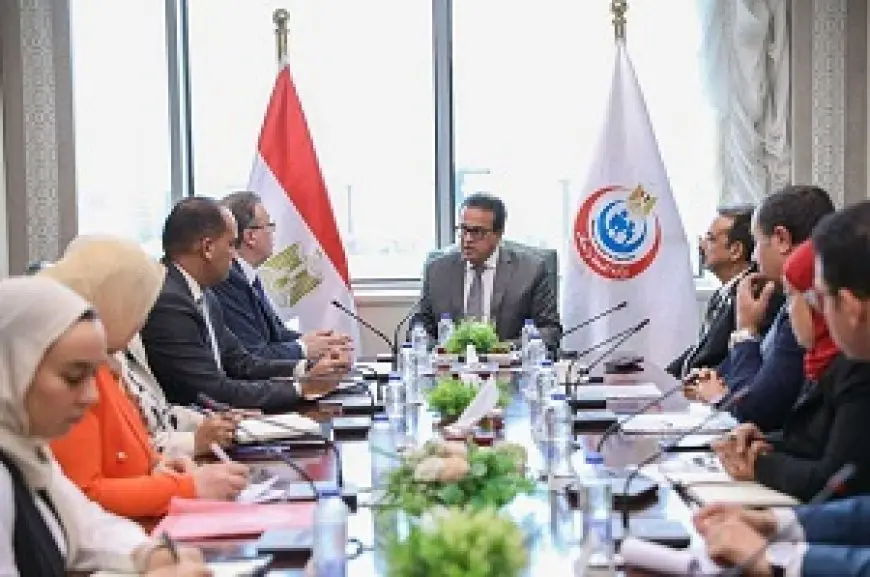 وزير الصحة يستقبل رئيس الجهاز المركزي للتنظيم والإدارة لتعزيز التعاون في تطوير المنظومة الصحية