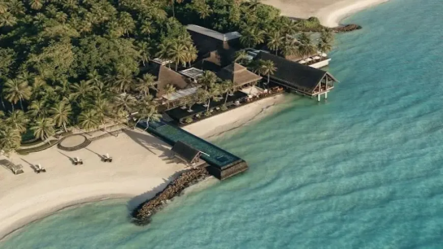 أفخم 10 حمامات سباحة في العالم.. أحدها داخل كهف