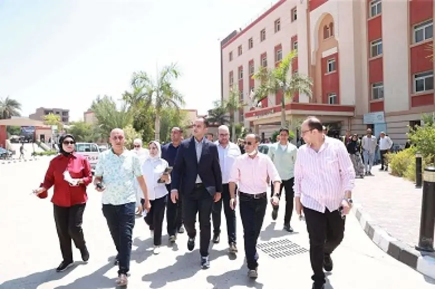 نائب وزير الصحة يتفقد المنشآت الصحية بمركز ملوي بالمنيا لتعزيز جودة الخدمات