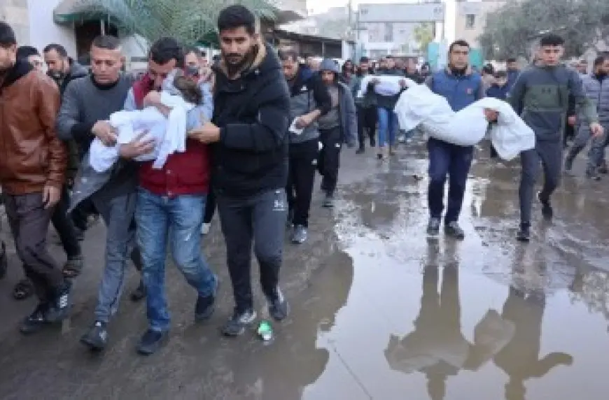 استشهاد 34 فلسطينيا في قصف إسرائيلي على غزة