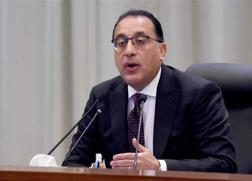 منها التعويض المادي.. مدبولي يوضح البدائل المقترحة لتعويض المتضررين من العقارات الآيلة للسقوط