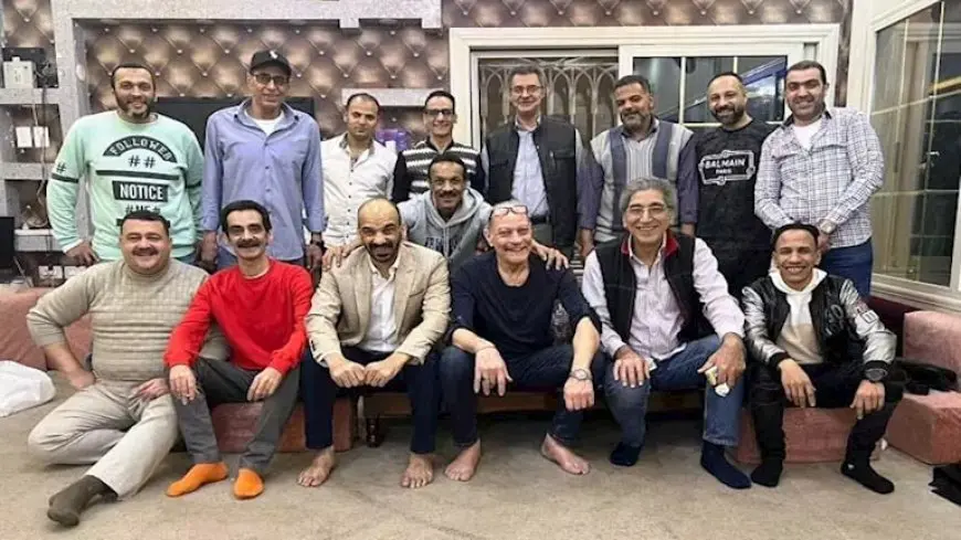 بعد القبض عليه.. 20 صورة لـ محمد فاروق شيبا مع نجوم الفن