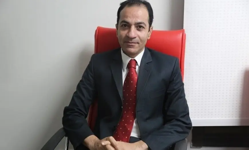 أستاذ تمويل: خفض سعر الدولار ربما ينعكس سلبا على الاستثمار ويُضعف الاقتصاد