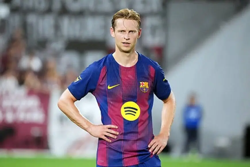 برشلونة يؤكد غياب دي يونج عن مواجهة فالنسيا وينتظر مشاركته في دوري الأبطال