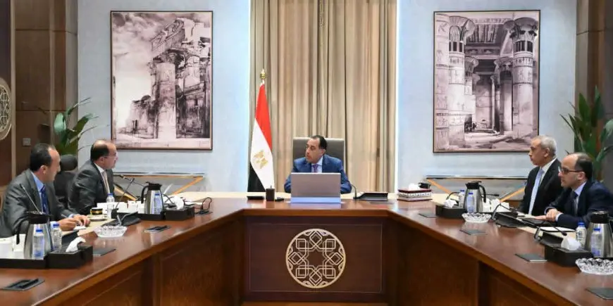 رئيس الوزراء يستعرض مع وزير المالية الملامح الأولية للحزمة الثانية من مبادرة التسهيلات الضريبية