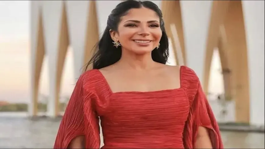 بالصور.. منى زكي تُجري تعديلات تجميلية في الوجه