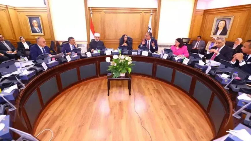 في أول اجتماع بعد إعادة تشكيله.. وزيرة التضامن تناقش استراتيجية بنك ناصر