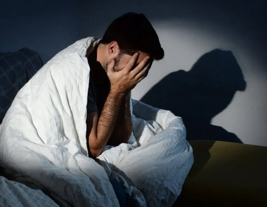 دراسة: الأرق المزمن يعجل بشيخوخة المخ