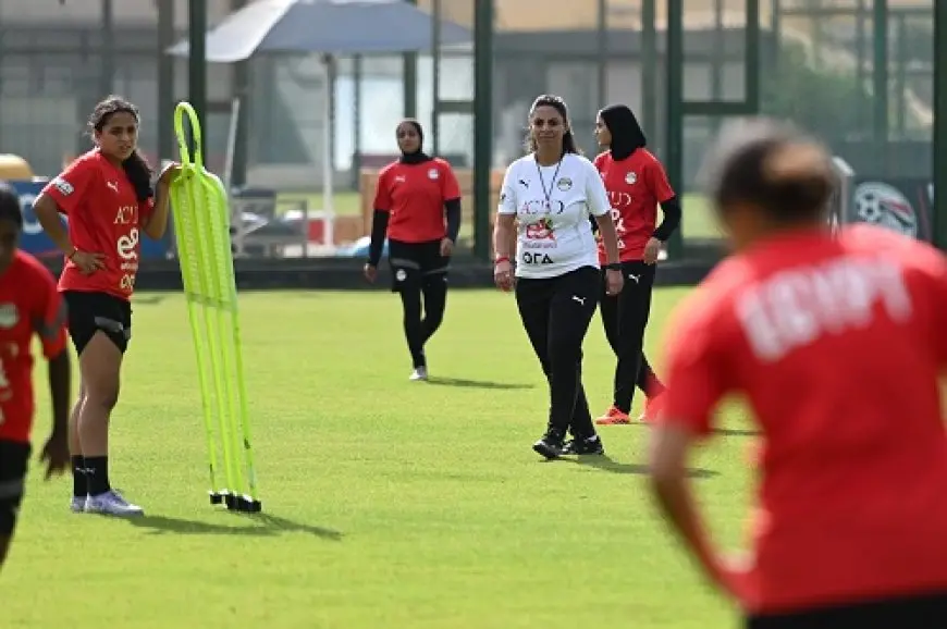 منتخب شابات القدم يستعد للسفر لمواجهة غينيا الاستوائية في تصفيات المونديال
