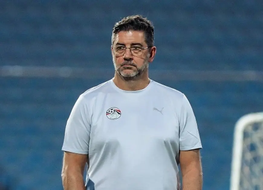 خاص.. الأهلي يفضل فيتوريا عن فيشر لـ 3 أسباب