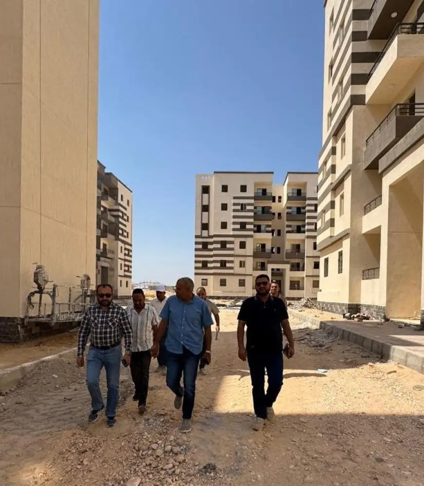 الإسكان تشدد على الالتزام بمواصفات ومواعيد تسليم مشروعات سكن لكل المصريين