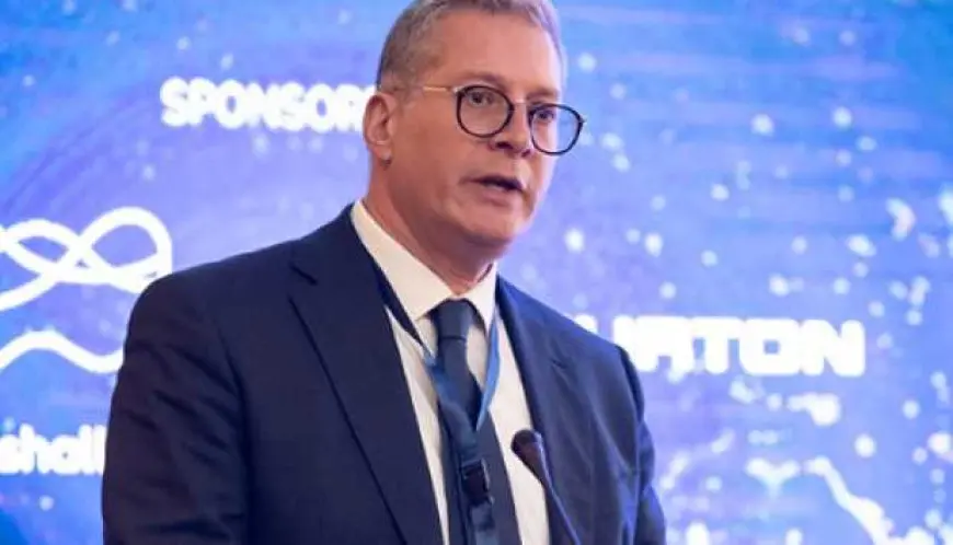 وزير البترول: نستهدف التعاون مع توتال إنرجيز لتطوير منظومة النقل الآمن للمنتجات البترولية