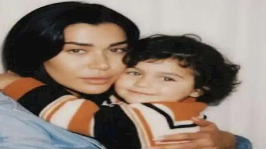 نادين الراسي تنشر صور مؤثرة بالذكاء الاصطناعي