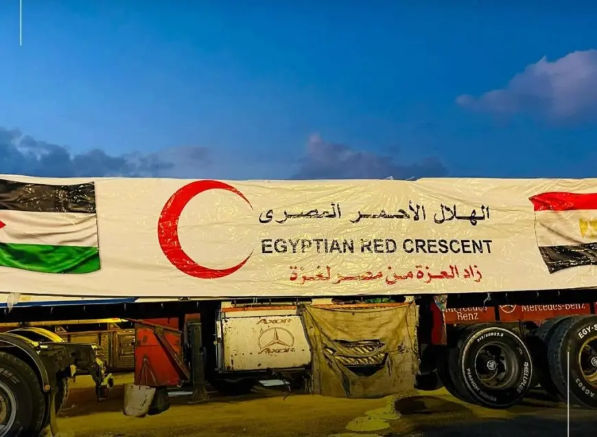 80 ألف سلة غذائية للأشقاء الفلسطينيين من الهلال الأحمر المصري عبر قافلة زاد العزة الـ40