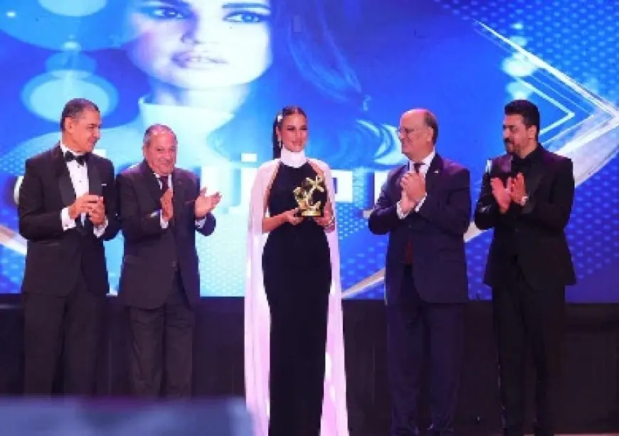 تفاصيل مهرجان بورسعيد السينمائي.. درة تهدي تكريمها لفلسطين و76 فيلماً يتنافس في ثلاث مسابقات