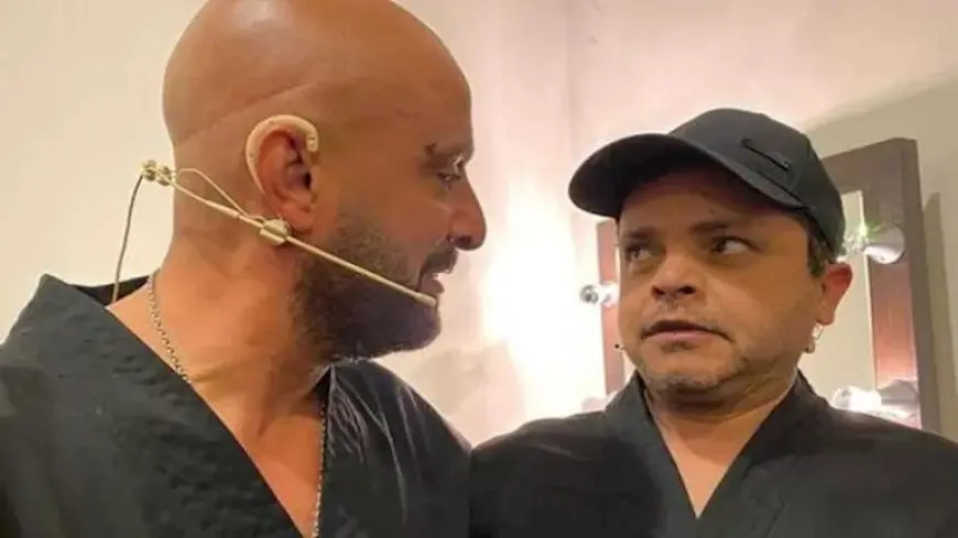 “بسبب ظرف قهري”.. أحمد السقا يتسلم تكريم هنيدي في ختام مهرجان الإسكندرية للمسرح