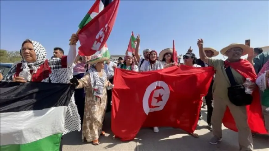وقفة احتجاجية في تونس تندد بالحرب الإسرائيلية على غزة: تستمر الإبادة الصهيونية.. فهل من نصير؟