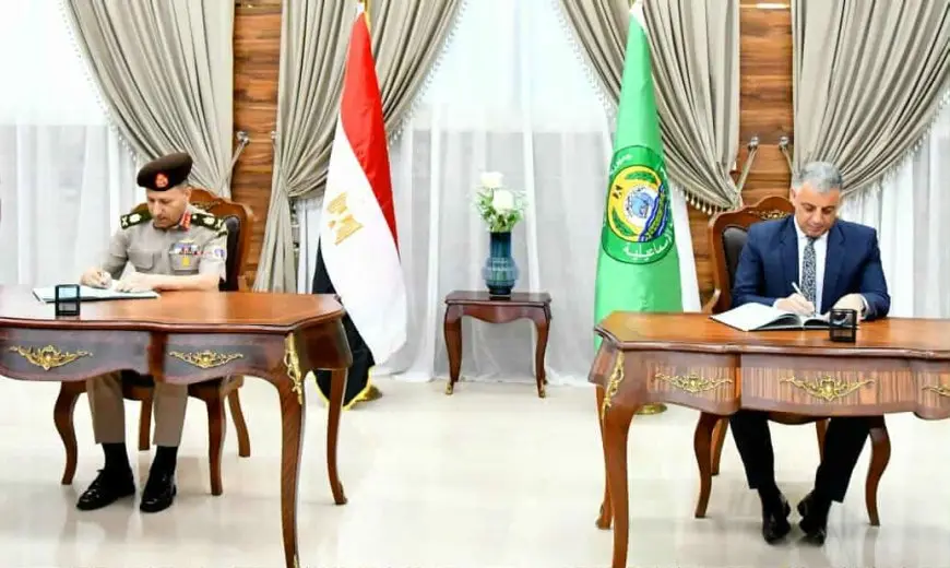 إدارة الإشارة بالقوات المسلحة والإسماعيلية توقعان بروتوكول خدمات الشبكة الوطنية للطوارئ والسلامة العامة