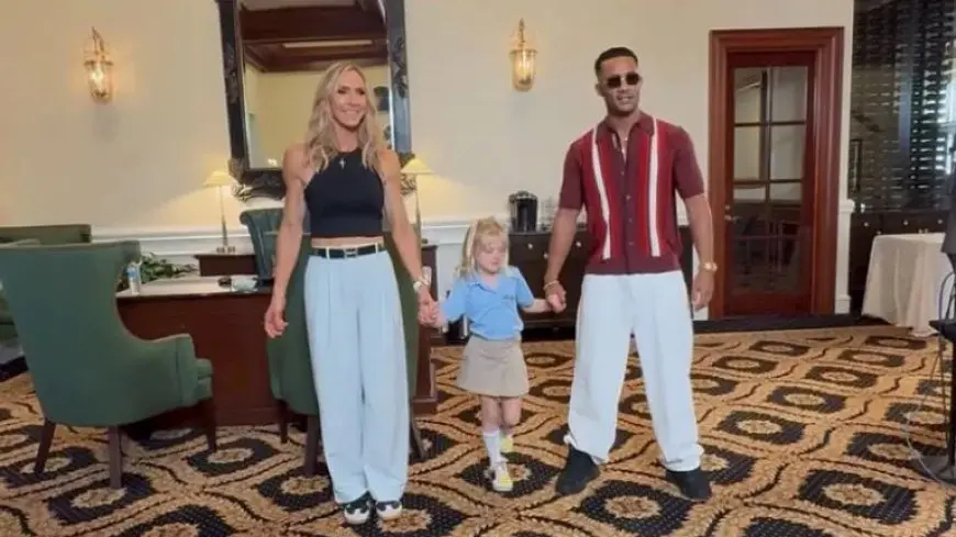 محمد رمضان يرقص مع لارا ترامب وابنتها كارولينا (فيديو وصور)