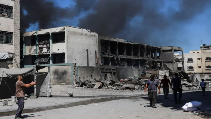 الأونروا: 12 منشأة لنا تعرضت لقصف بمدينة غزة