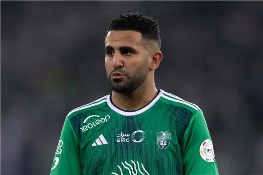محرز يقود هجوم أهلي جدة أمام بيراميدز