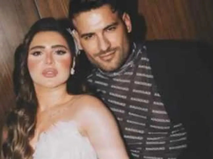 مسلم ينفي تسبب عائلته في انفصاله عن زوجته: هي ماحترمتنيش