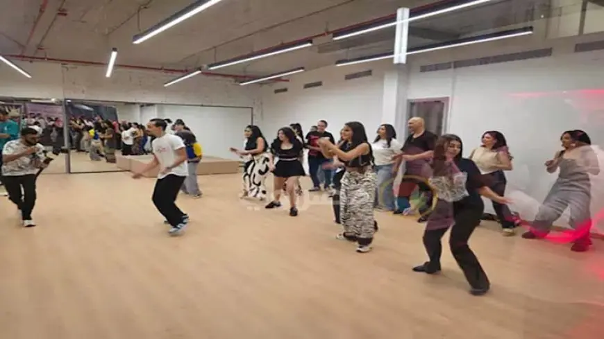 بالصور.. دينا تفتتح أكاديمية تعليم الرقص الشرقي والفنون