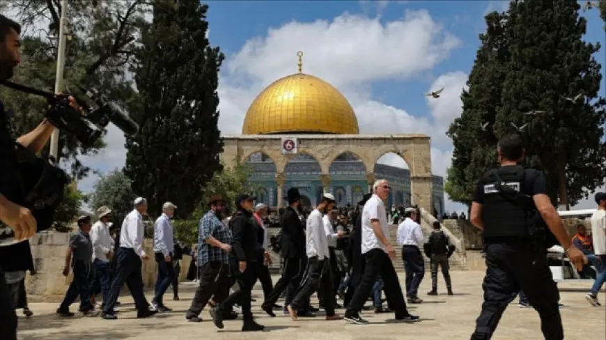 328 متطرفا إسرائيليا يقتحمون الأقصى ويؤدون طقوسا تلمودية
