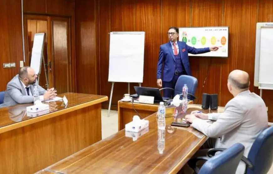 التنظيم والإدارة يستقبل وفدا من هيئة الخدمة والإدارة العامة بالأردن