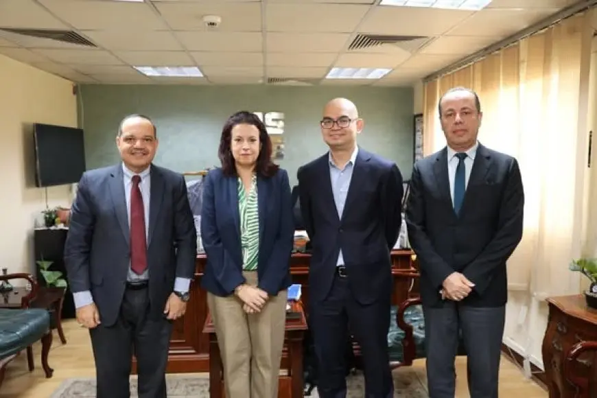 جهاز تنمية المشروعات ومؤسسة سنغافورة للتنمية يبحثان دعم المشروعات المتوسطة والصغيرة في التصدير