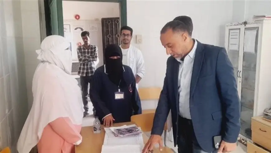 وكيل صحة شمال سيناء يحيل المتغيبين بمركز الرعاية في العبور إلى التحقيق العاجل