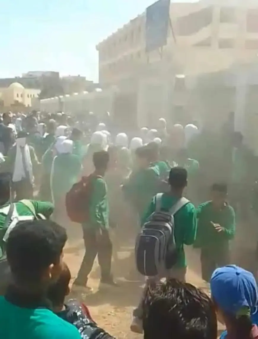 استغاثة لوزير التعليم.. أولياء أمور إحدى مدارس العاشر من رمضان: طلاب إعدادي اعتدوا على بناتنا بالضرب
