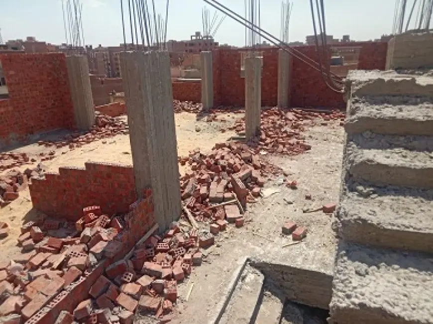 وزيرة التنمية المحلية: إزالة أدوار مخالفة في ٣ عقارات بالقاهرة والجيزة والتأكيد على الحسم الكامل مع المخالفين