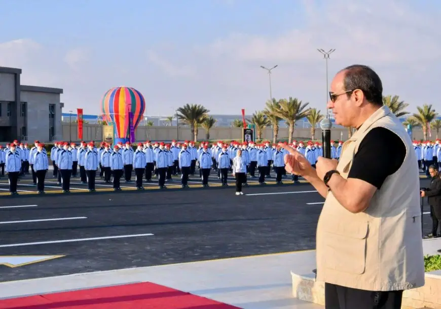 الرئيس السيسي: القوات المسلحة تنفذ أكثر من 30 تدريبا مشتركا مع دول أخرى سنويا